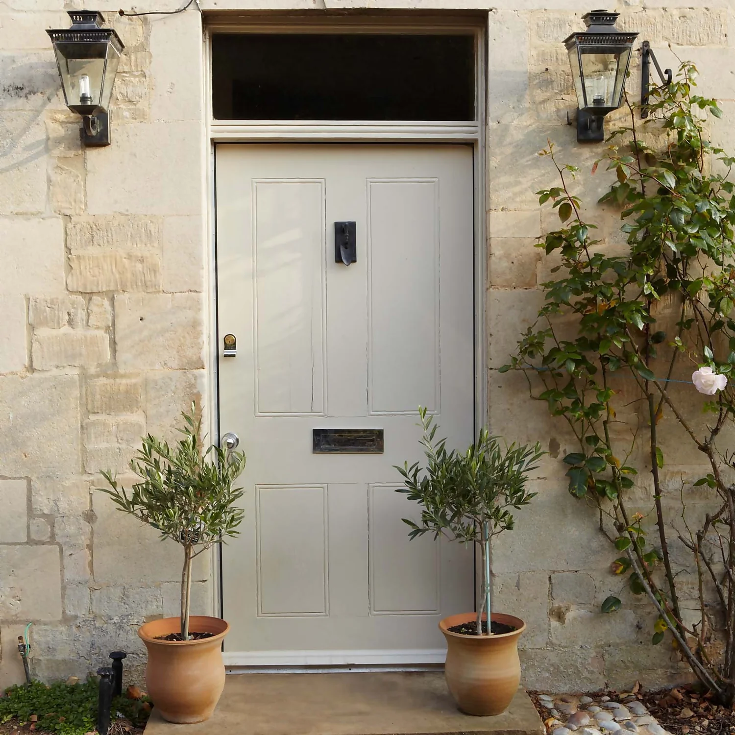 Farrow & Ball Exterior Masonry Paint Stony Ground - 5L Farrow & Ball Exterior Masonry Paint Stony Ground - 5L -Rust-Oleum Store 12808299 3514908411430158