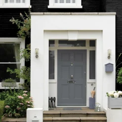 Sandtex® Ultra Smooth Masonry Paint Black - 5L -Rust-Oleum Store 12810261 1644871318893509