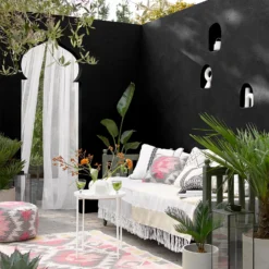 Sandtex® Ultra Smooth Masonry Paint Black - 5L -Rust-Oleum Store 12810261 5414871318810136